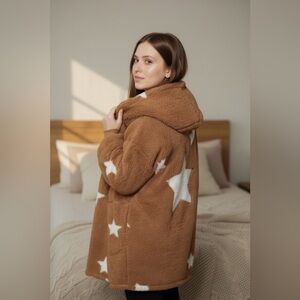 Jill Martin Oversized Sherpa Embroidered Hooded Lounger NWOT